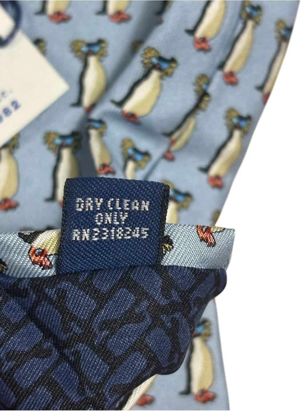 Vineyard Vines NWT Allianz Custom Silk Necktie Tie Blue Penguins